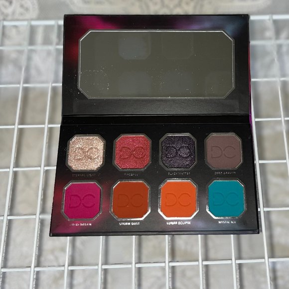Dominique Cosmetics | Celestial Thunder Palette - Picture 2 of 5